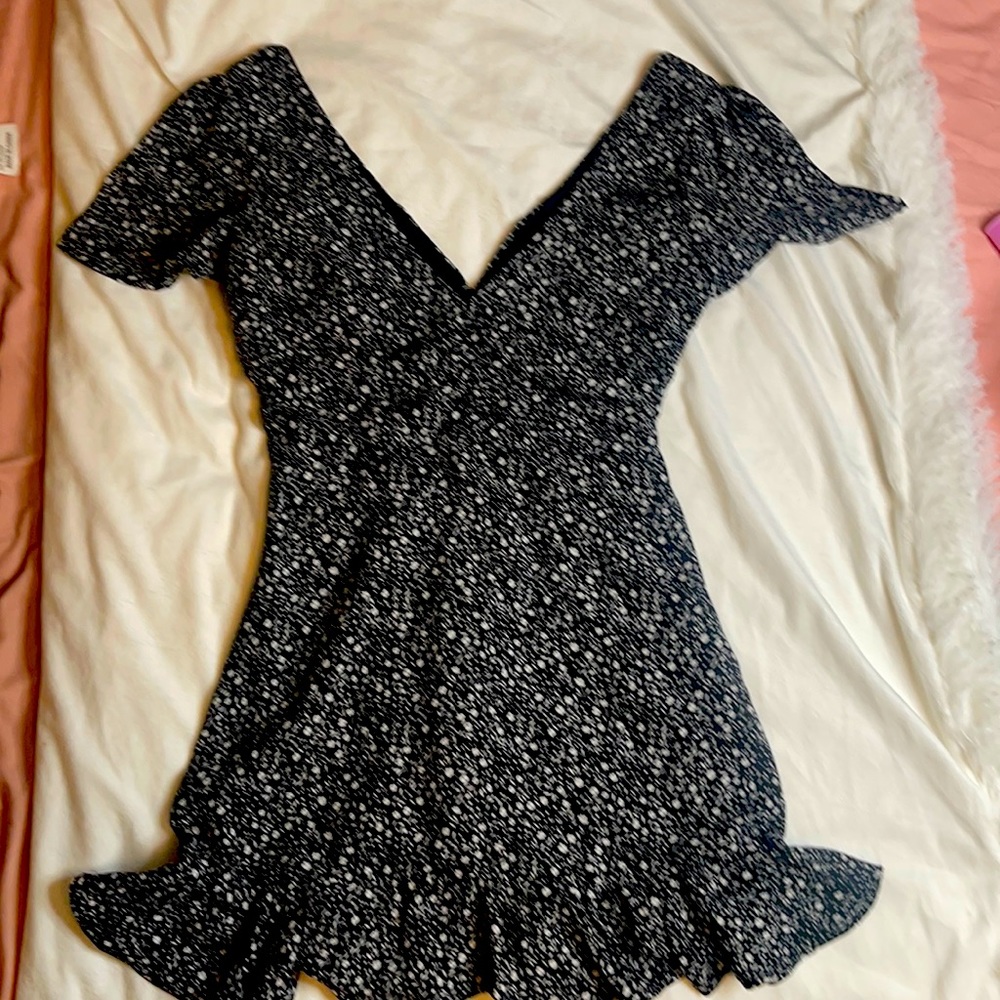 Black and white floral print !